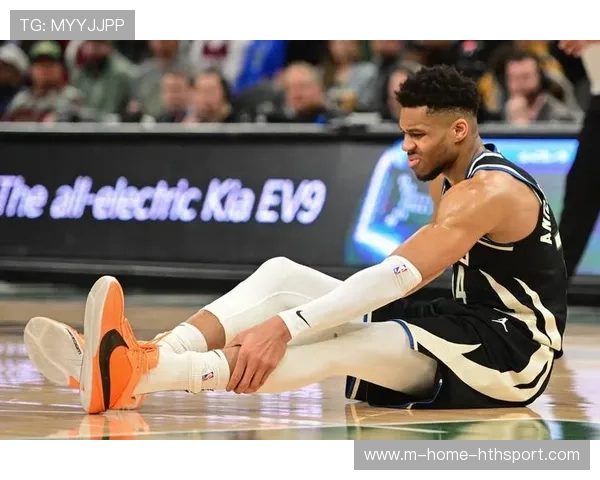 字母哥直播被儿子乱入,暖心瞬间引爆网友热议 字母哥直播被儿子乱入,暖心瞬间引爆网友热议