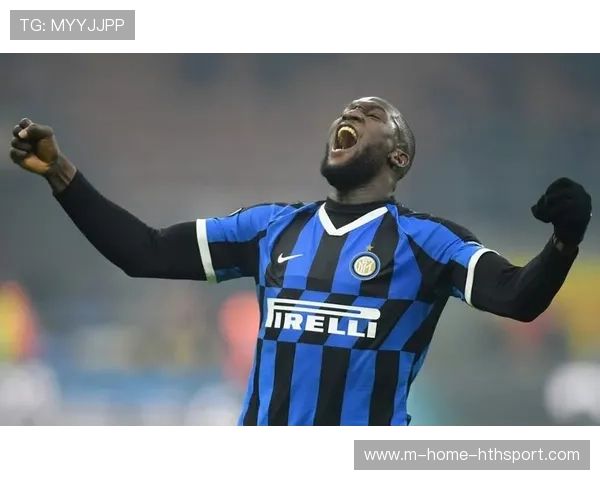 卢卡库力量碾压式突破完成终结