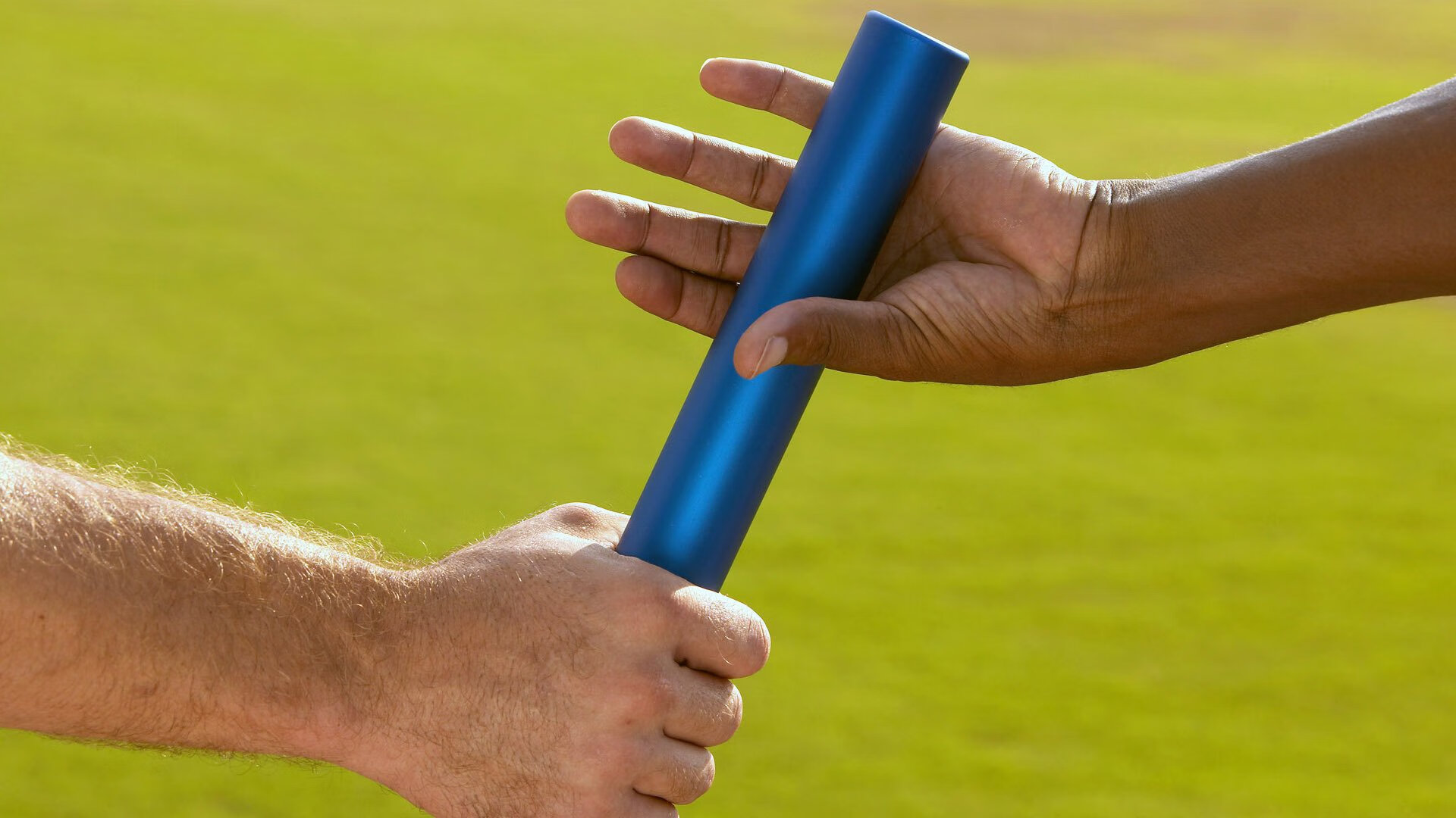 CBA焦点对决上演逆转大戏 球迷直呼过瘾